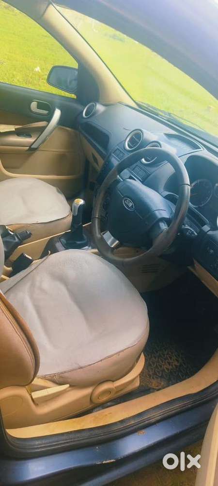 Ford Fiesta 2010 Petrol 135000 Km Driven