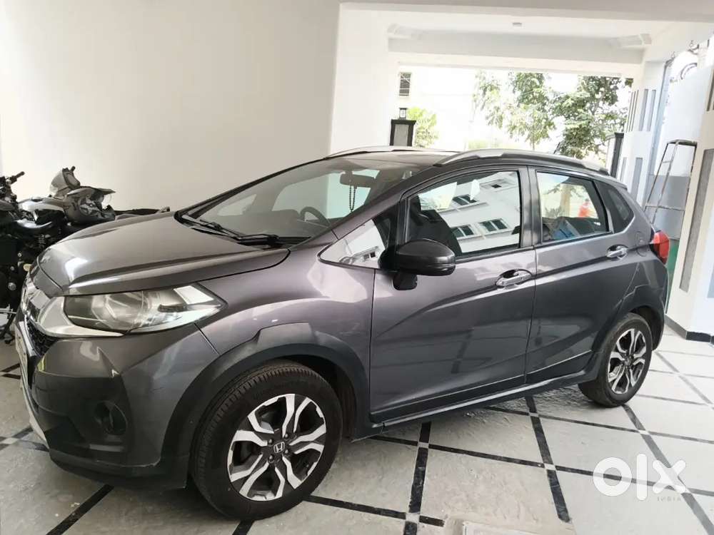 Honda Wr-v 2017 Diesel Well Maintained And Showroom Track