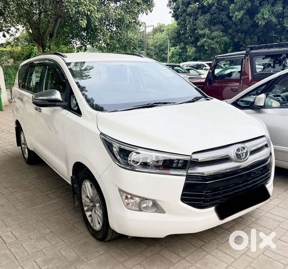 Toyota Innova Crysta 2.8 Zx At 7 Seater, 2018, Diesel
