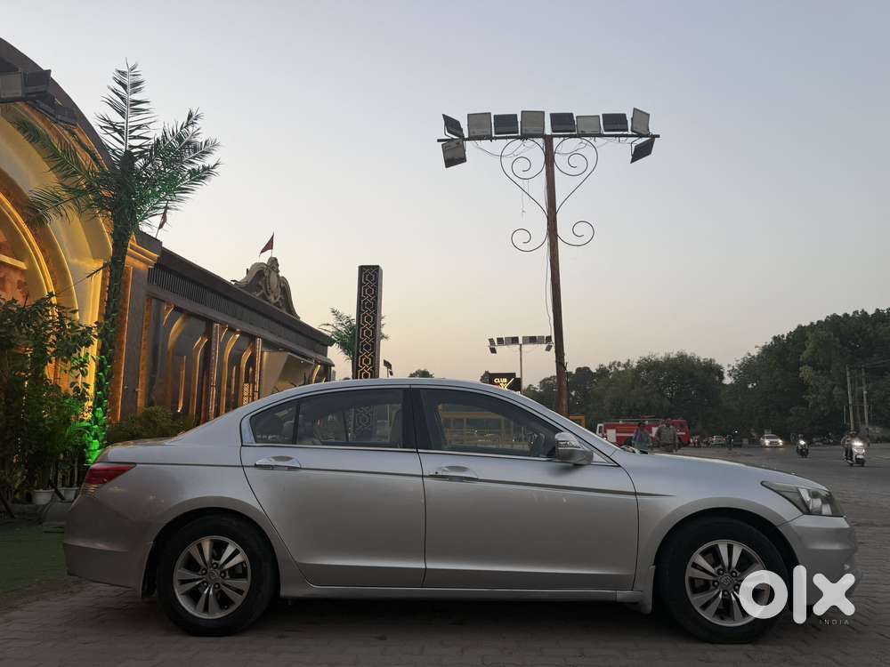 Honda Accord 2.4 Mt, 2012, Petrol