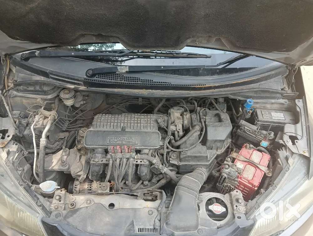 Honda Jazz I-vtec V Automatic 2015
