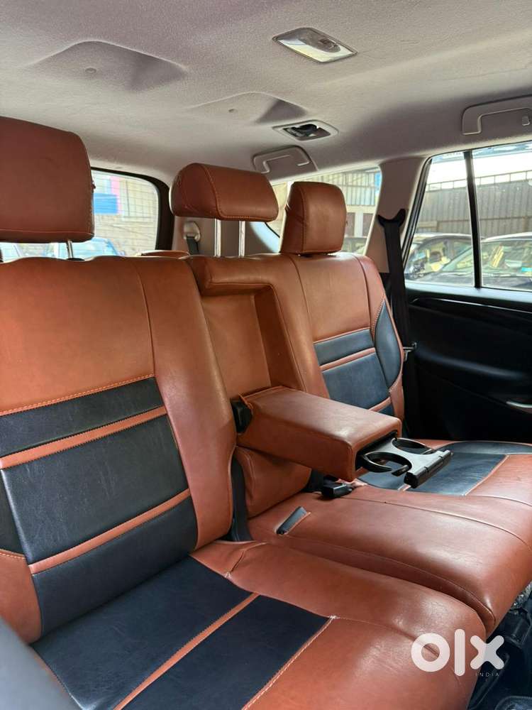 Toyota Innova Crysta 2.4 V, 2016, Diesel