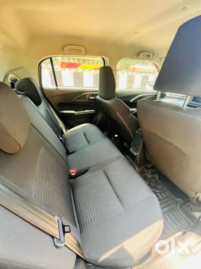 Maruti Suzuki Swift Zxi Plus Dual Tone, 2024, Petrol
