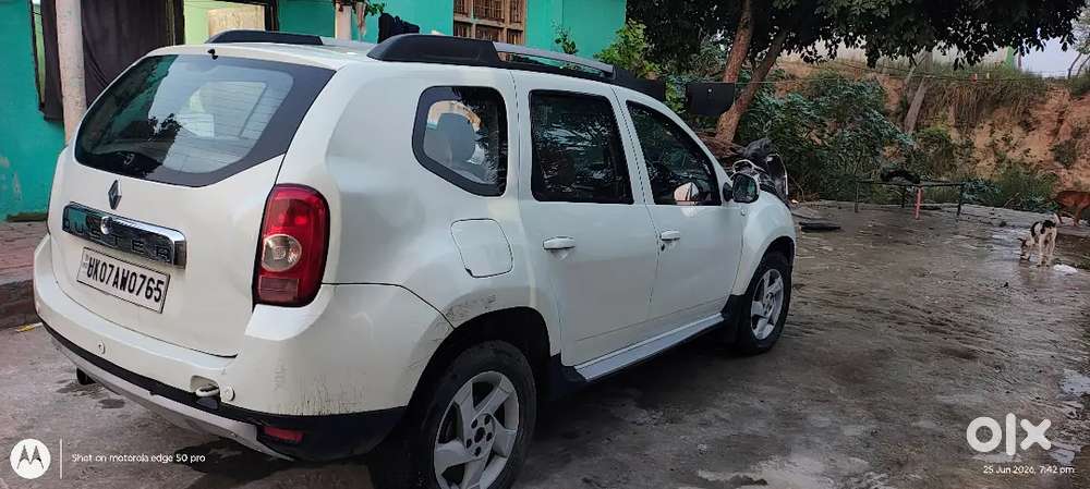 Renault Duster Sandstorm 2013 Edition
