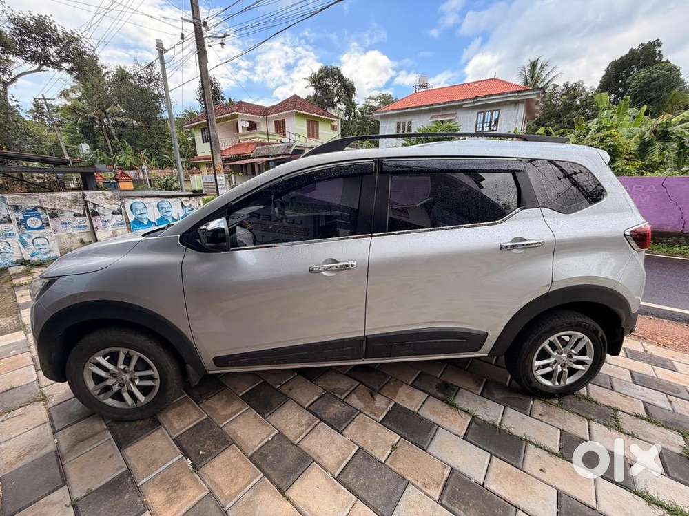 Renault Triber Rxt