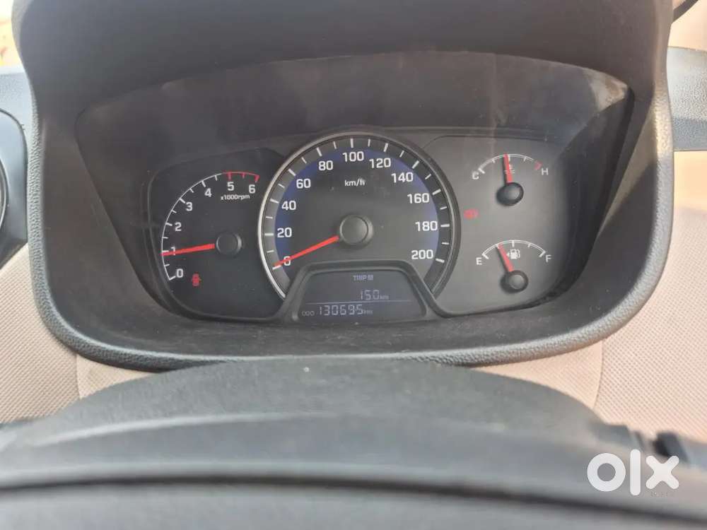 Hyundai Xcent 2015 Diesel Well Maintained