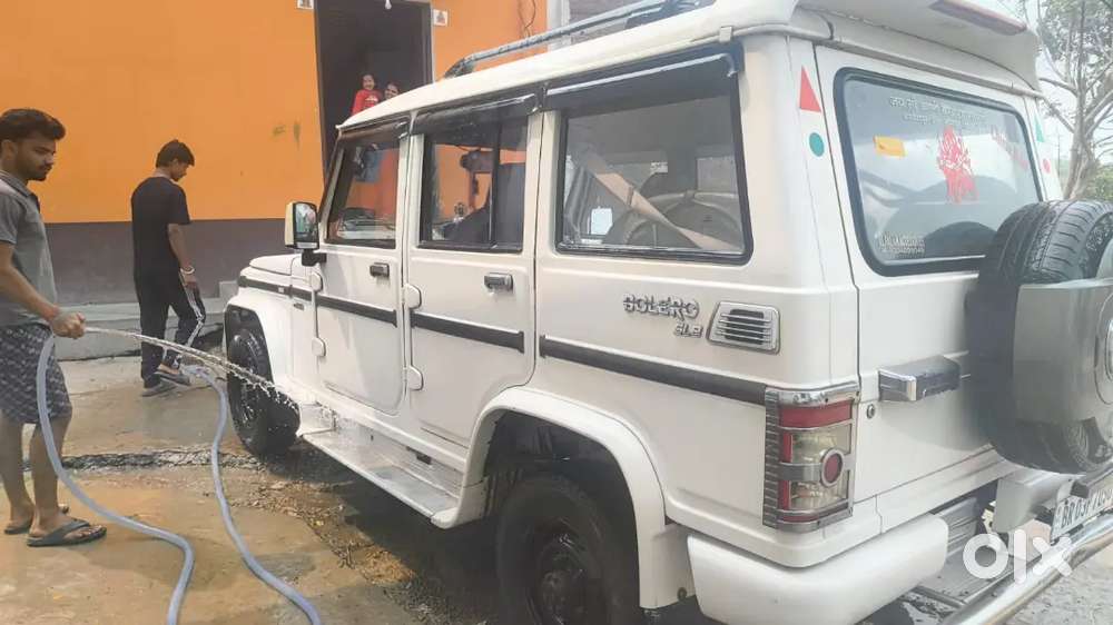 Mahindra Bolero Neo 2013