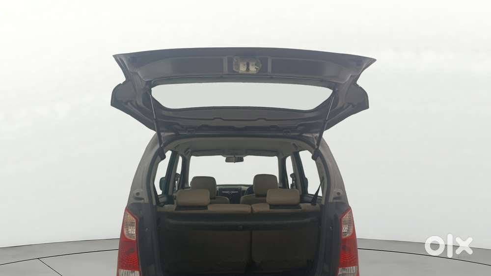 Maruti Suzuki Wagon R Vxi Amt, 2018, Petrol
