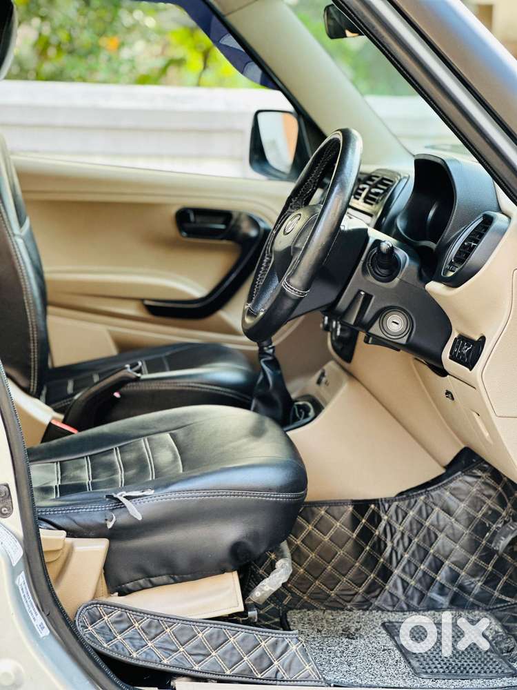 Mahindra Tuv 300 T6, 2016, Diesel