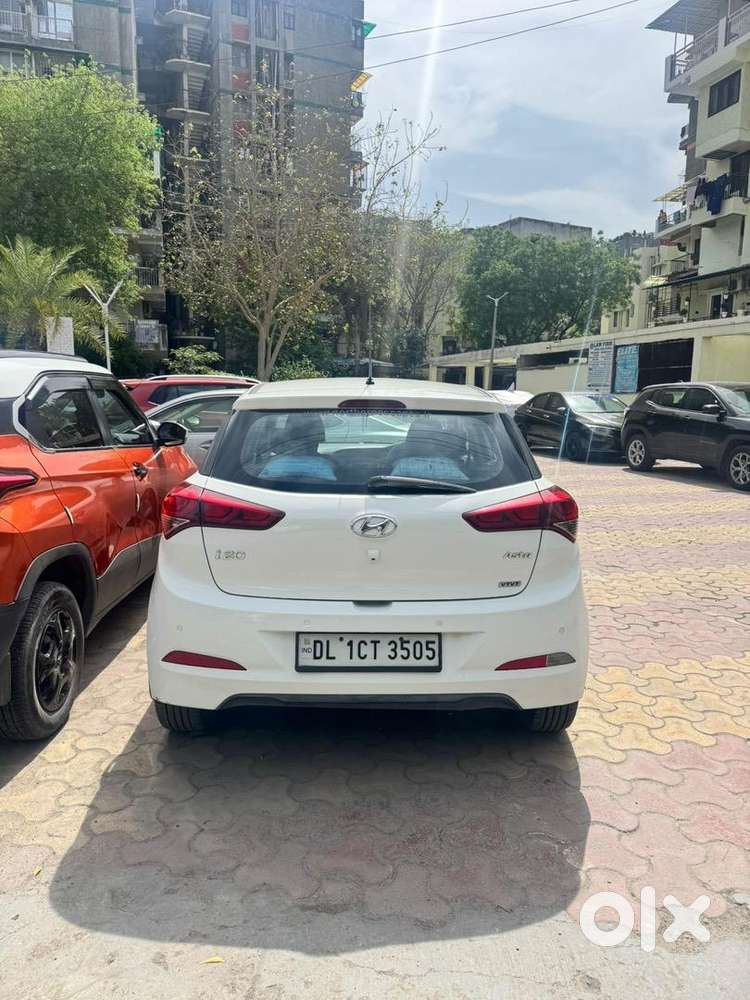 Hyundai Elite I20 2015 Petrol 26105 Km Driven