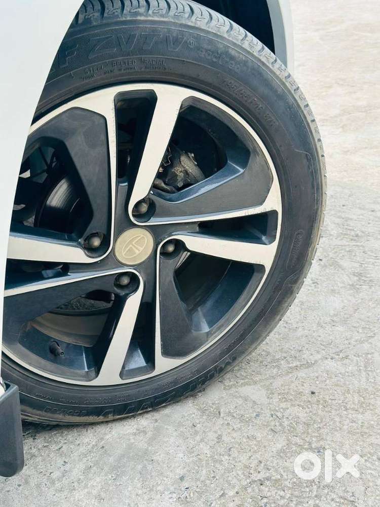 Tata Altroz Xz, 2021, Petrol