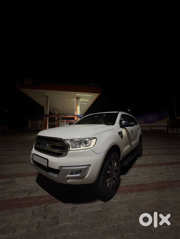Ford Endeavour 2017