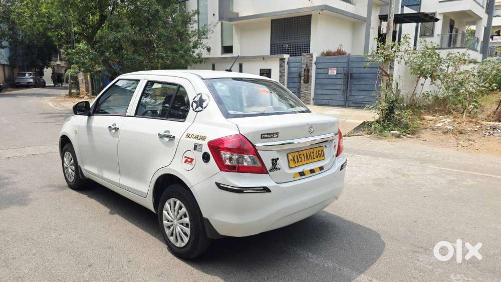 Maruti Suzuki Swift Dzire Vxi Optional, 2022, Diesel