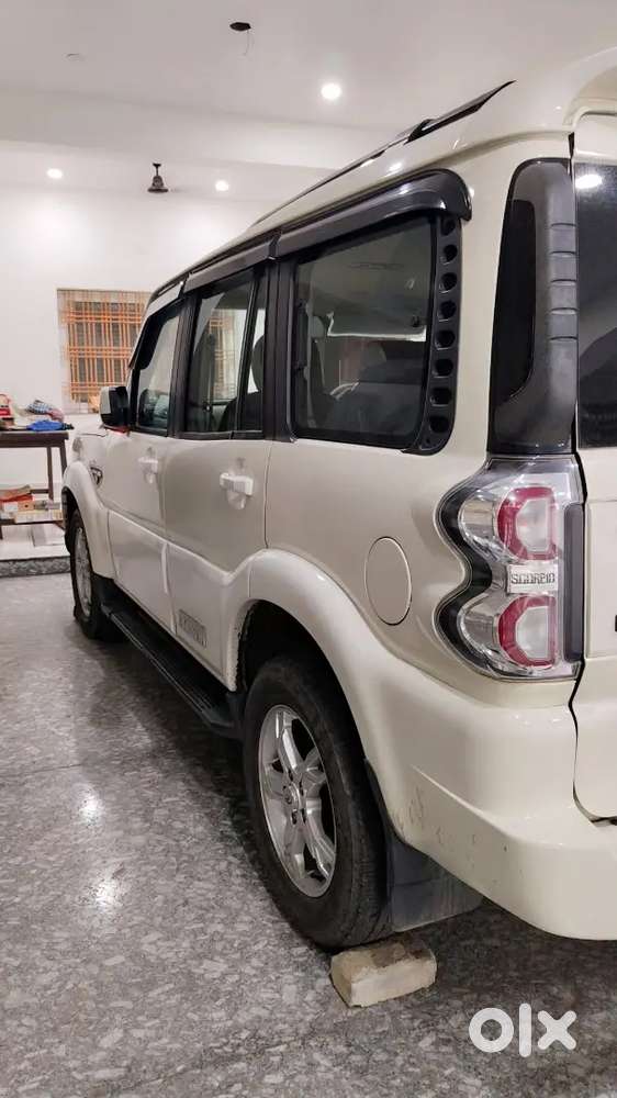 Mahindra Scorpio Diesel 2016
