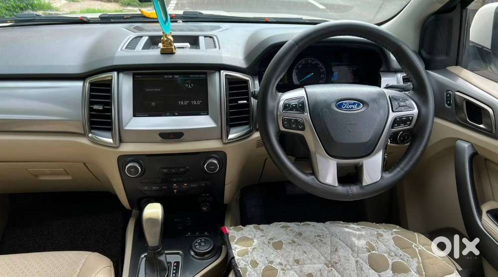 Ford Endeavour 3.2 Titanium 4x4 At, 2017, Diesel
