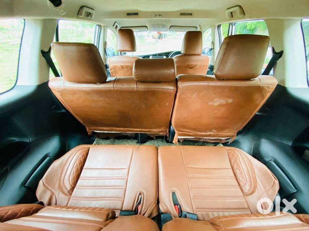 Toyota Innova Crysta 2.4 G Mt, 2023, Diesel