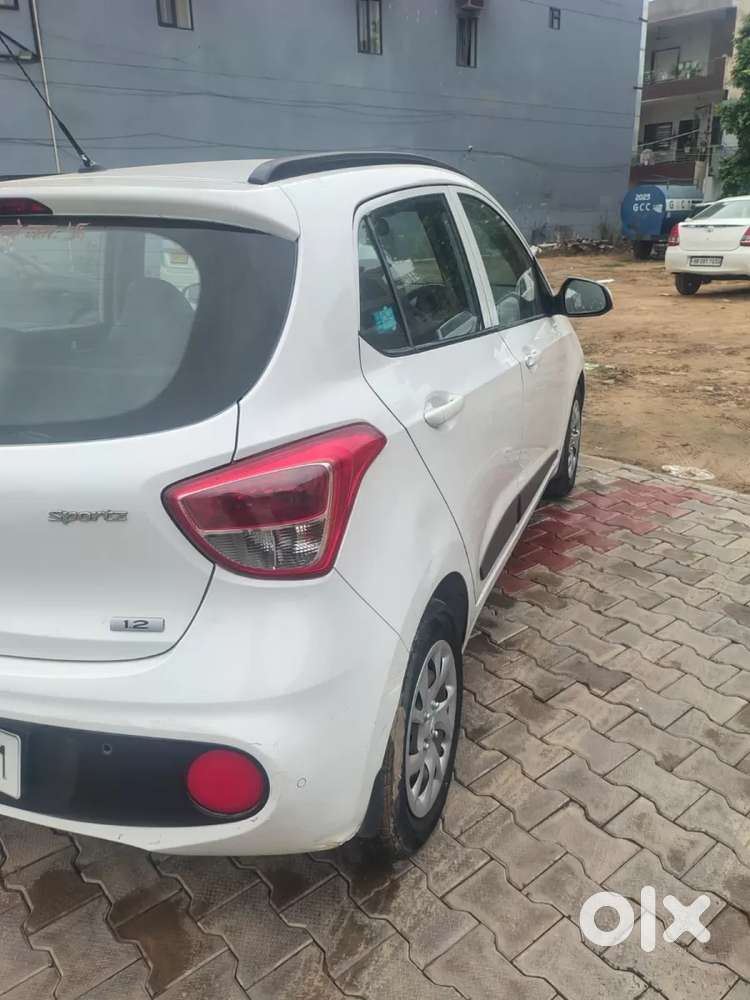 Hyundai Grand I10 1.2 Kappa Sportz Option, 2017, Petrol