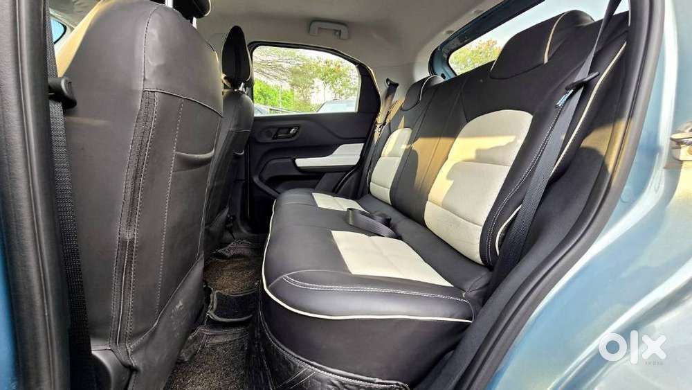 Tata Punch Accomplished, 2023, Petrol