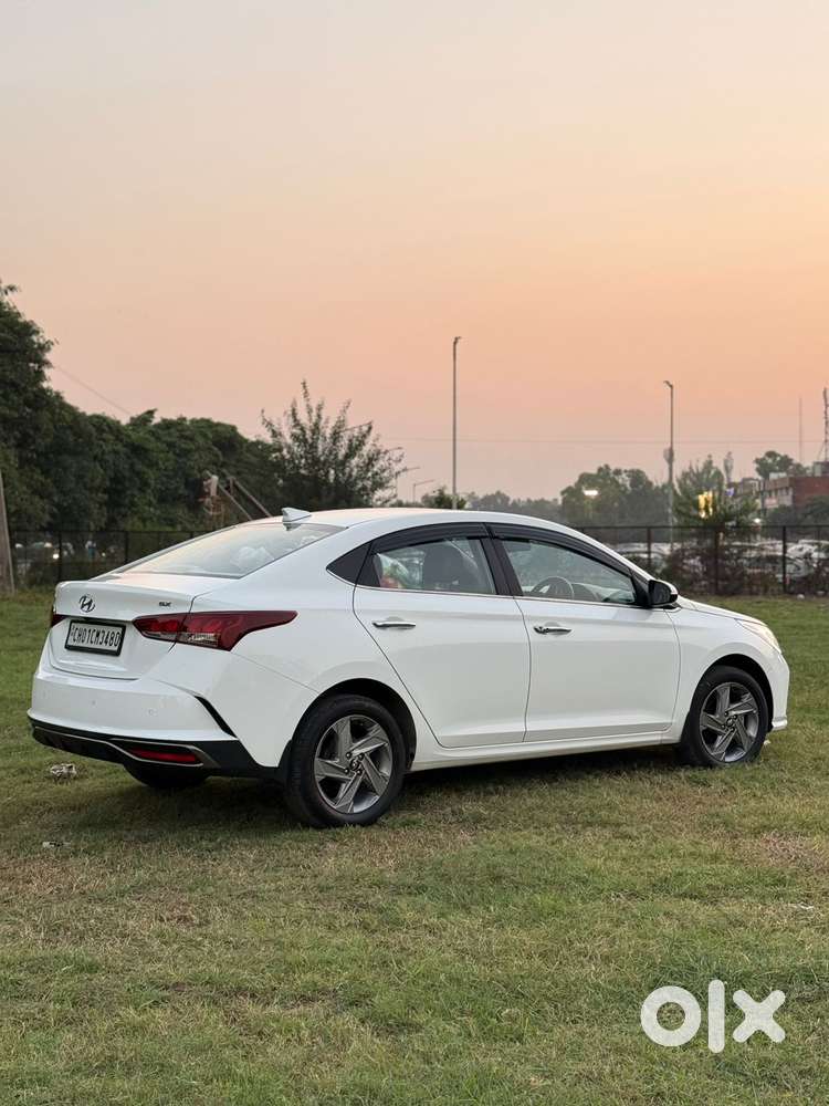 Hyundai Verna 1.5 Sx Vtvt, 2022, Petrol