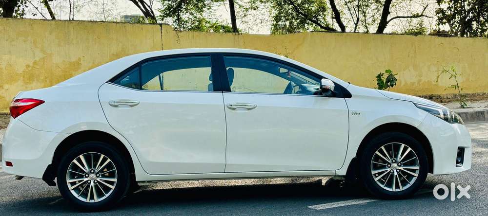 Toyota Corolla Altis Vl, 2015, Petrol