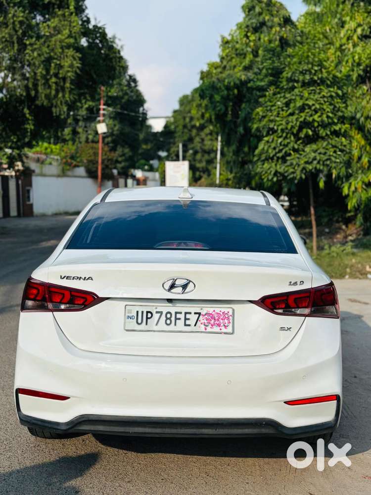 Hyundai Verna 1.6 Sx (o) Crdi Anniversary Edition, 2018, Diesel