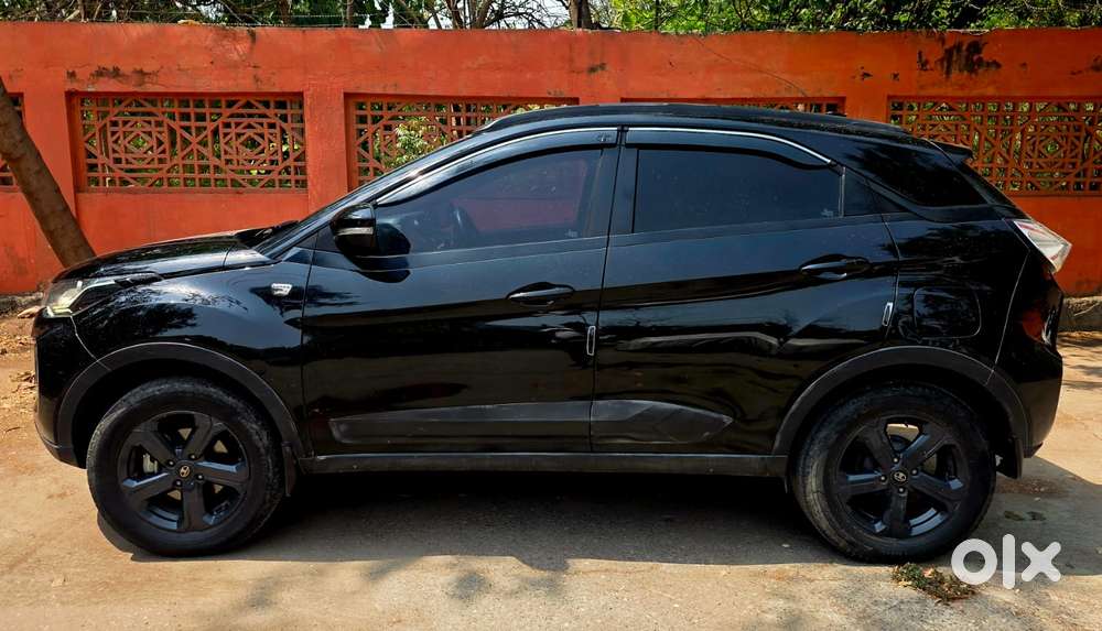 Tata Nexon 1.2 Revotron Xza Plus (l), 2023, Cng & Hybrids