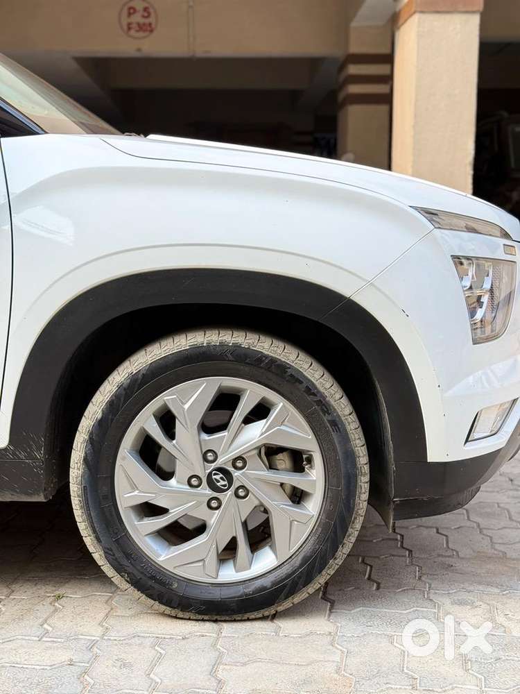 Hyundai 2023 Manual Petrol