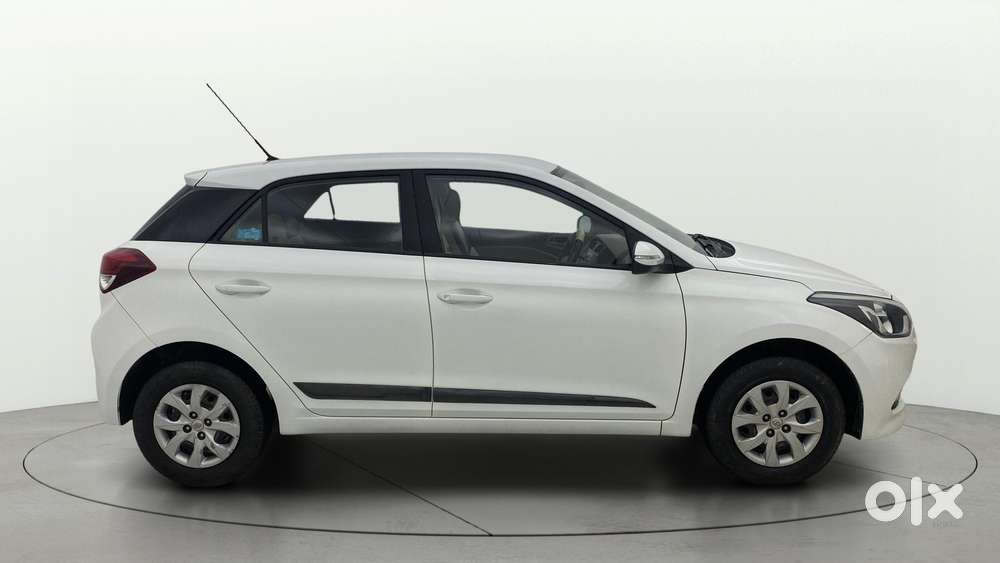 Hyundai Elite i20 Sportz 1.4, 2016, Diesel