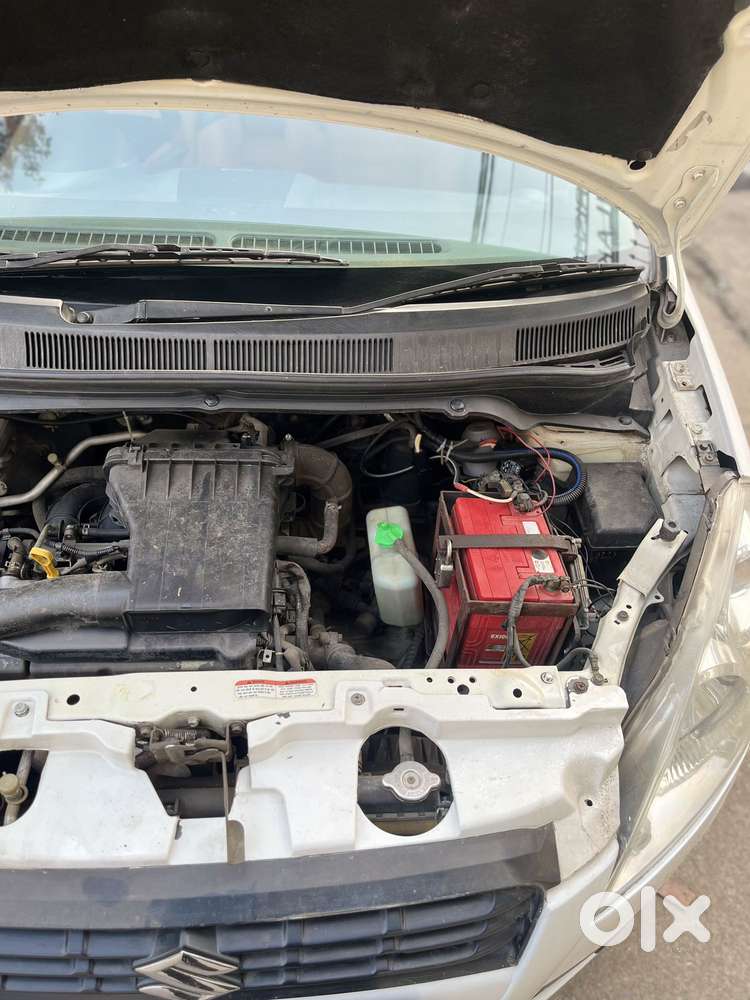 Maruti Suzuki Ritz Lxi, 2012, Petrol