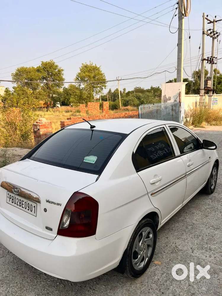 Hyundai Verna 2009