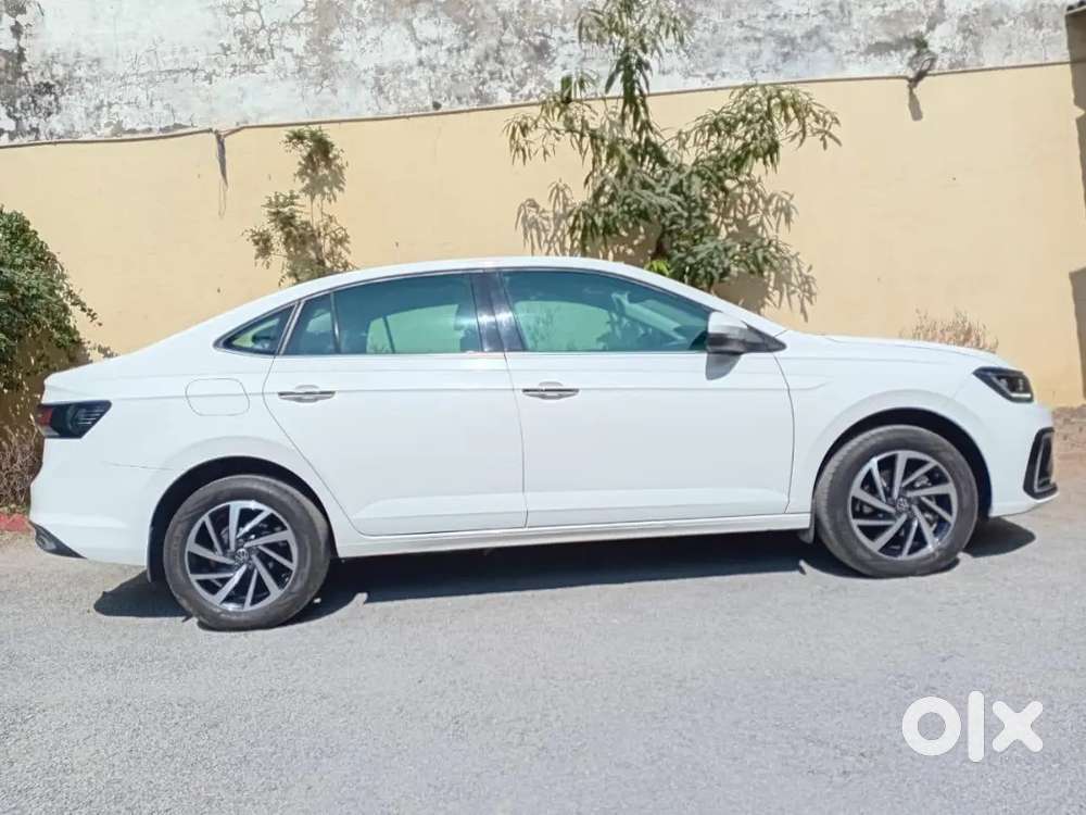 Volkswagen Virtus 2024 Petrol 24000 Km Driven