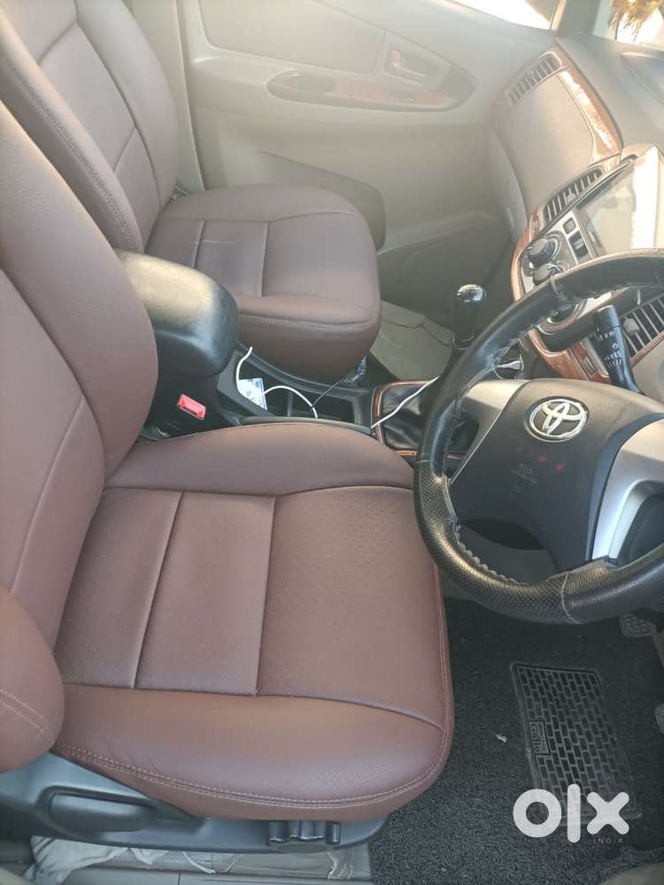 Toyota Innova 2.5 G4 Diesel 8-seater, 2016, Diesel