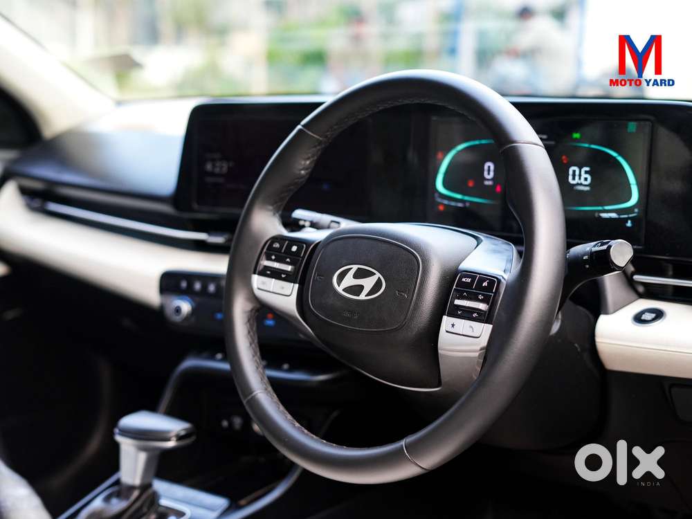 Hyundai Verna Sx(o) Petrol At, 2025, Petrol