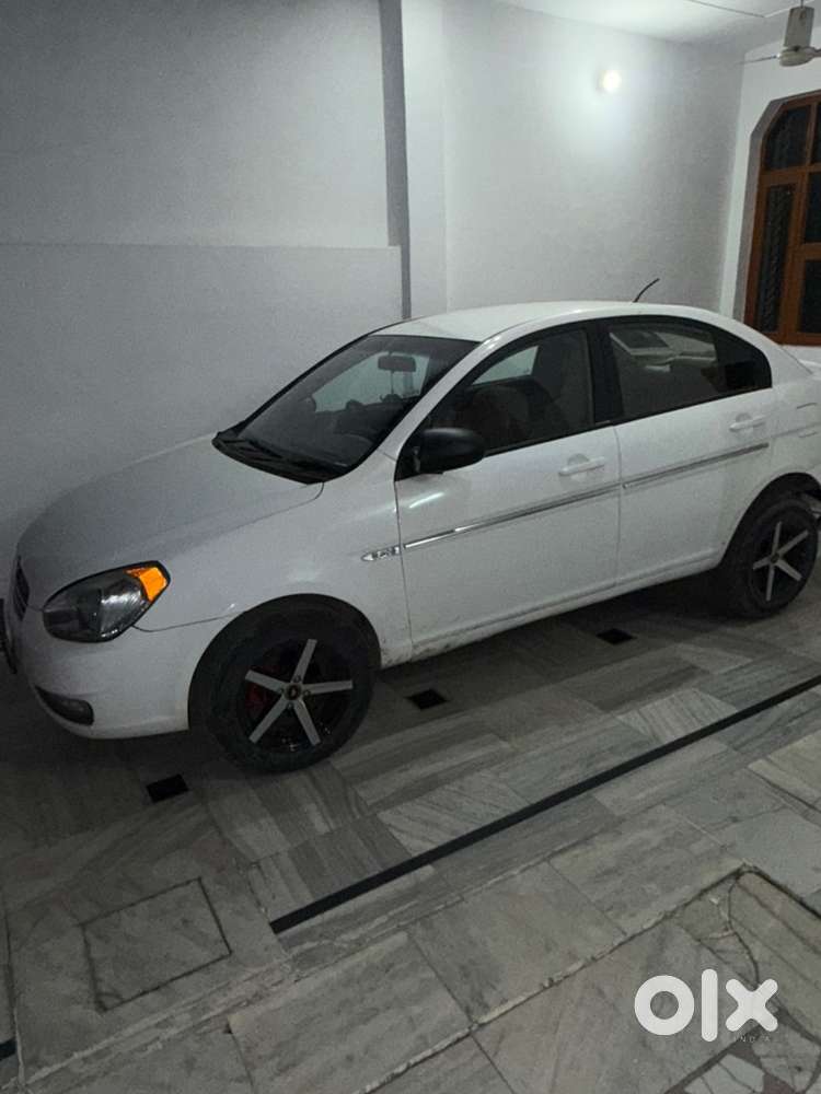Hyundai Verna 2010 Diesel Well Maintained
