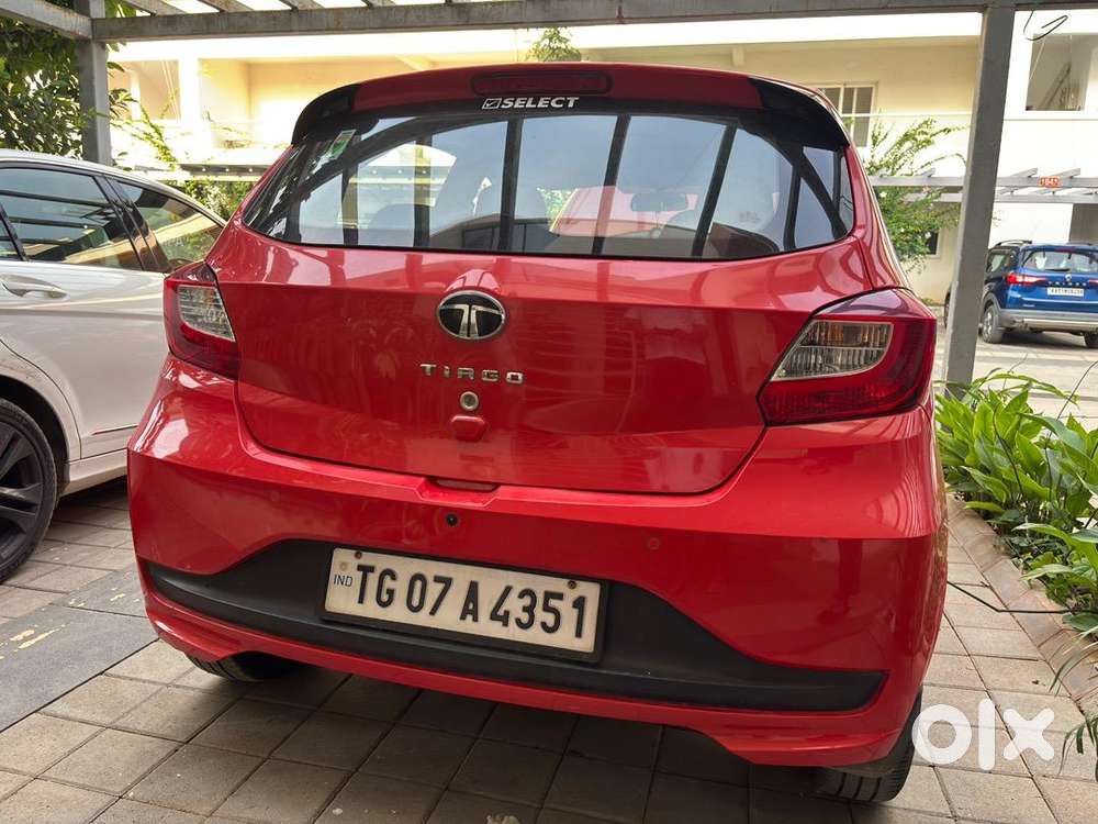 Doctor Owned Tata Tiago Petrol 2004 Model
