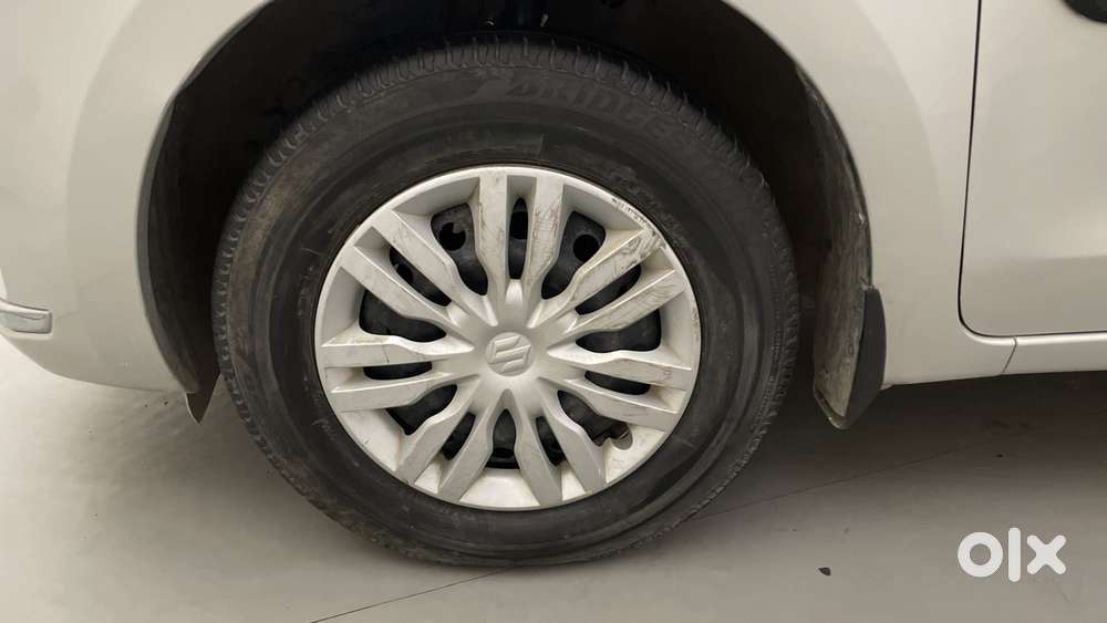 Maruti Suzuki Dzire 1.2 Vxi Amt, 2017, Petrol