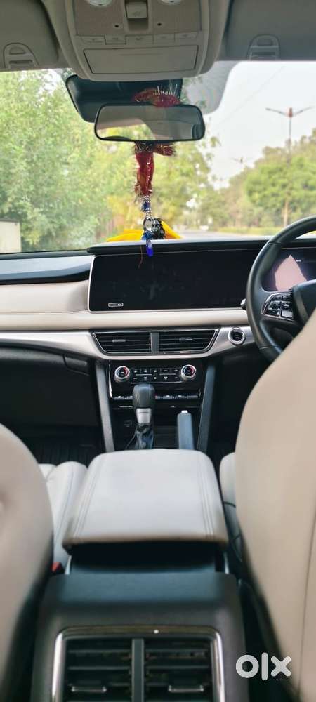 Xuv700 Petrol Automatic