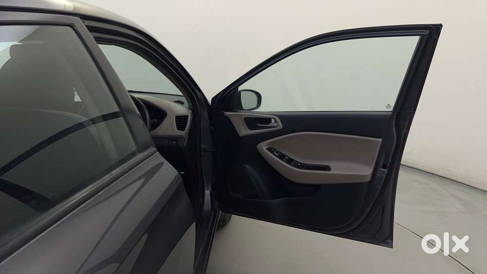 Hyundai Elite I20 [ ] 1.2 Sportz, 2016, Petrol