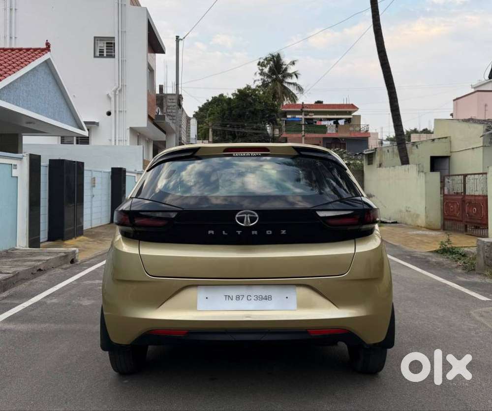 Tata Altroz 1.2 Xe, 2021, Petrol