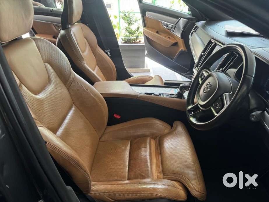 Volvo V90 Cross Country D5 Inscription, 2018, Diesel