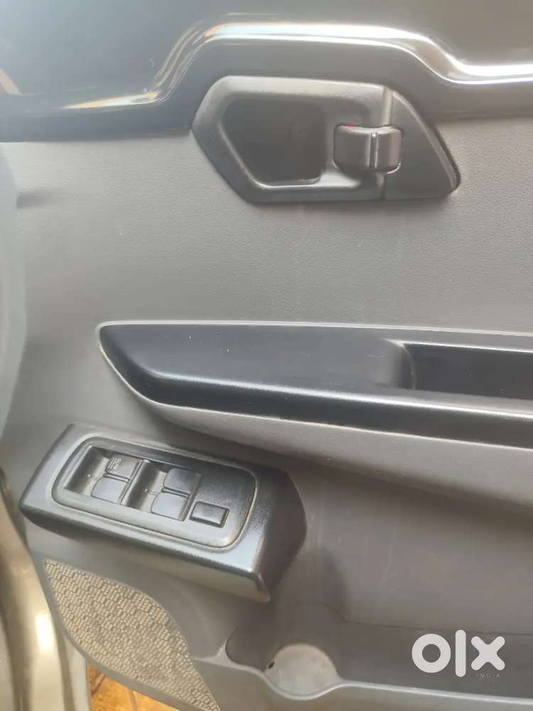 Mahindra Kuv 100 K2, 2018