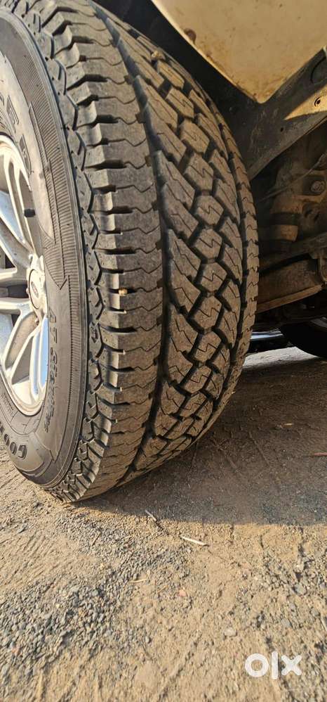 Ford Endeavour Titanium 2.2 4x2, 2012, Diesel