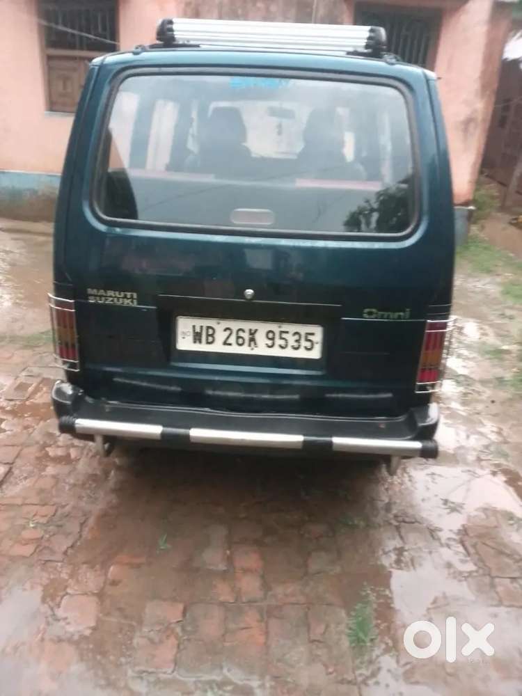 Maruti Suzuki Omni 2011