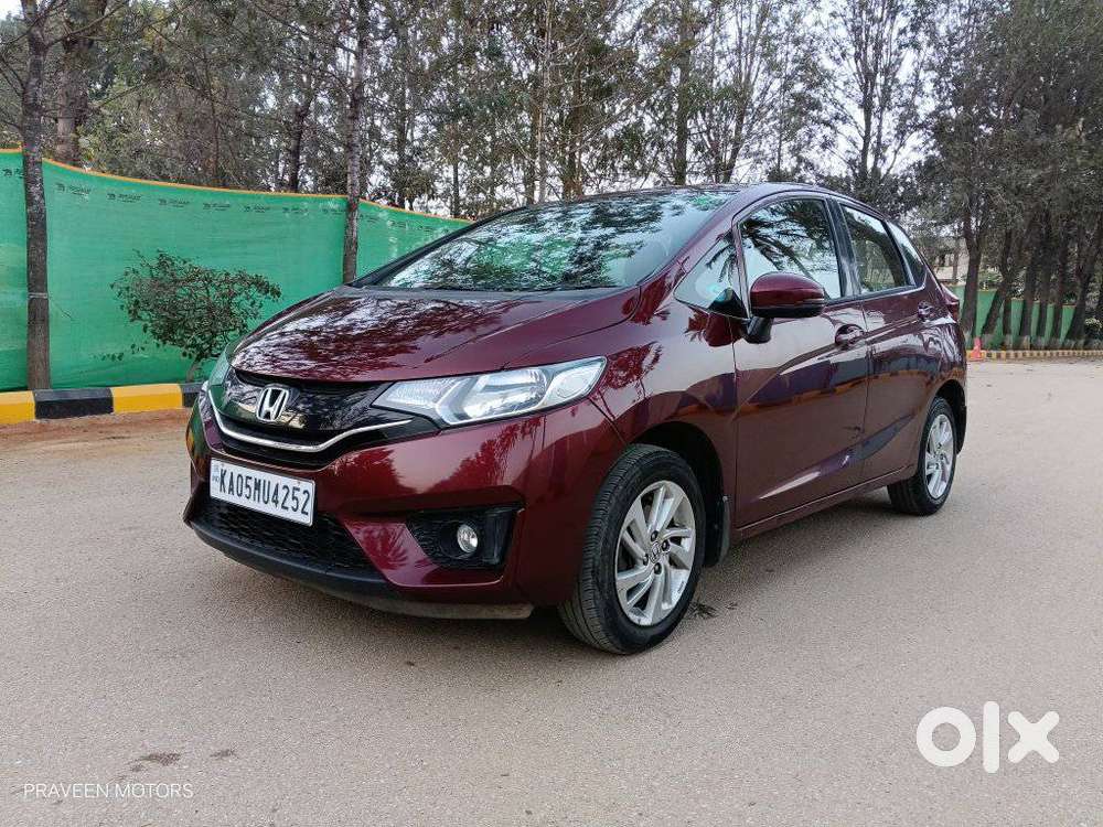 Honda Jazz V Automatic, 2016, Petrol