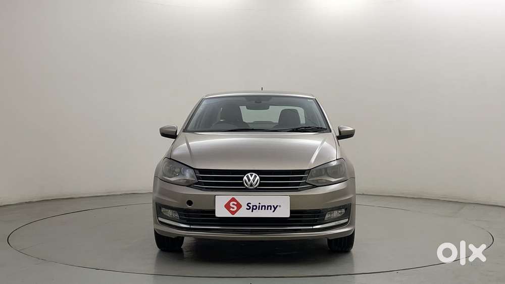 Volkswagen Vento 1.6 Highline, 2016, Petrol