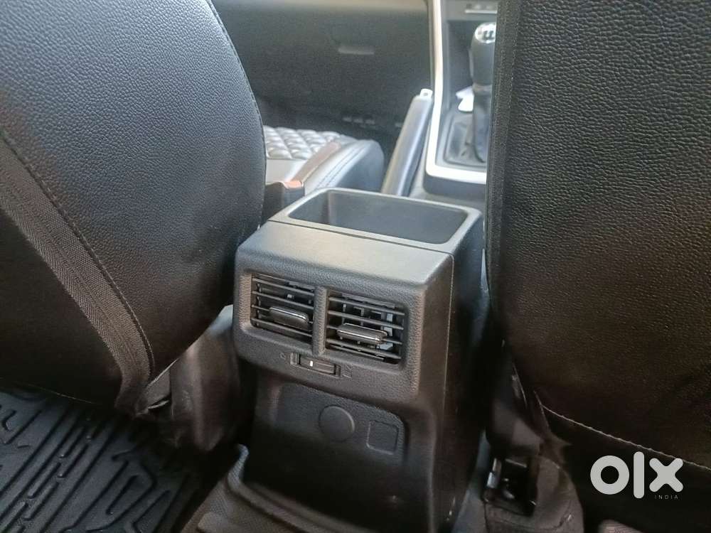 Maruti Suzuki Brezza 1.5 Vxi Smart Hybrid, 2023, Petrol