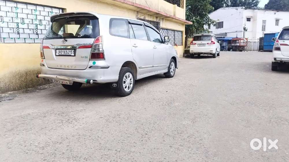 Toyota Innova 2013