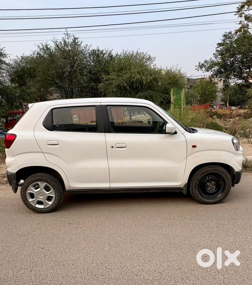White Maruti Spresso Sparingly Driven, Single Owner Car