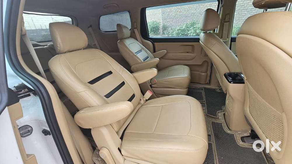 Kia Carnival Premium, 2021, Diesel