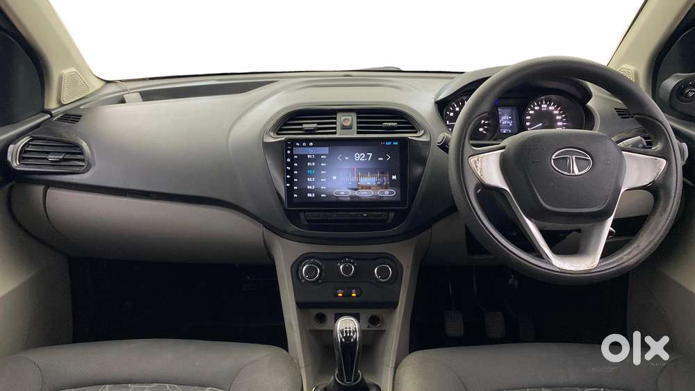 Tata Tiago 1.2 Revotron Xt, 2016, Petrol